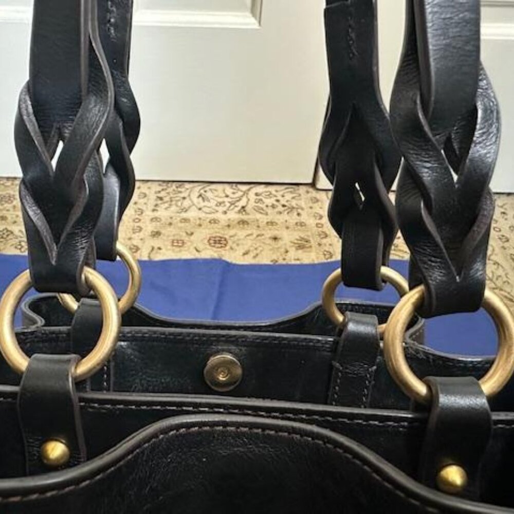 DOONEY & BOURKE FLORENTINE LARGE ZIP BARLOW – BLACK - Picture 6 of 11